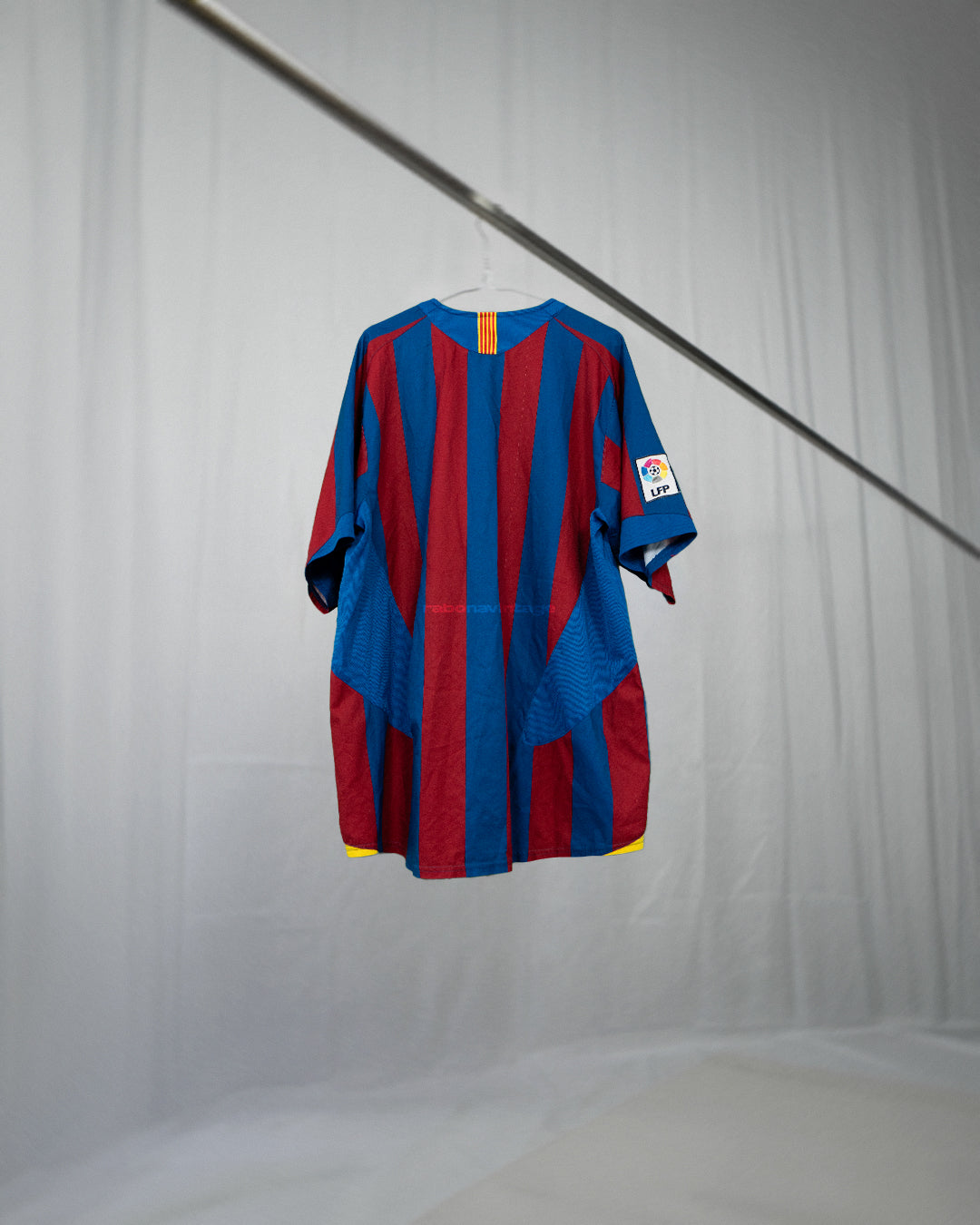 Barcelona 2005/06 Home Shirt (XL)