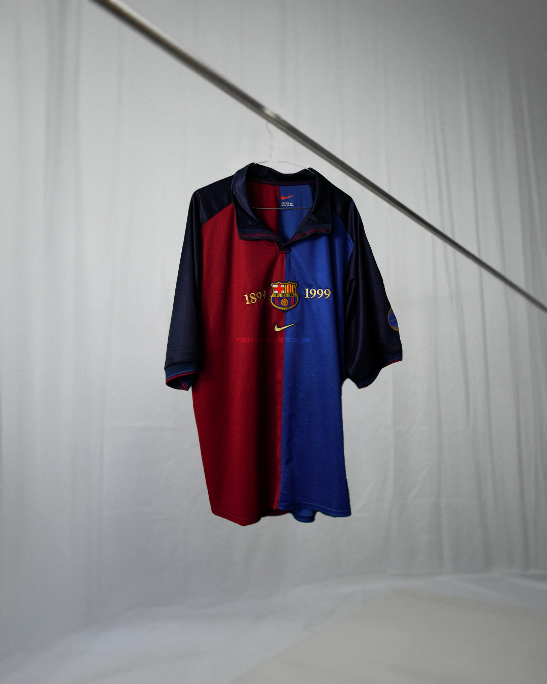 FC Barcelona 1999/00 Centenary Home Shirt (XXL)