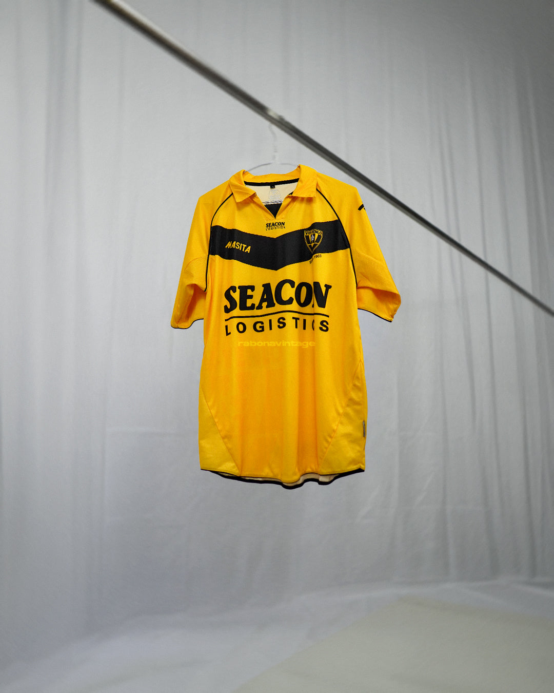 VVV Venlo 2011/12 Maguire Home Shirt (L)