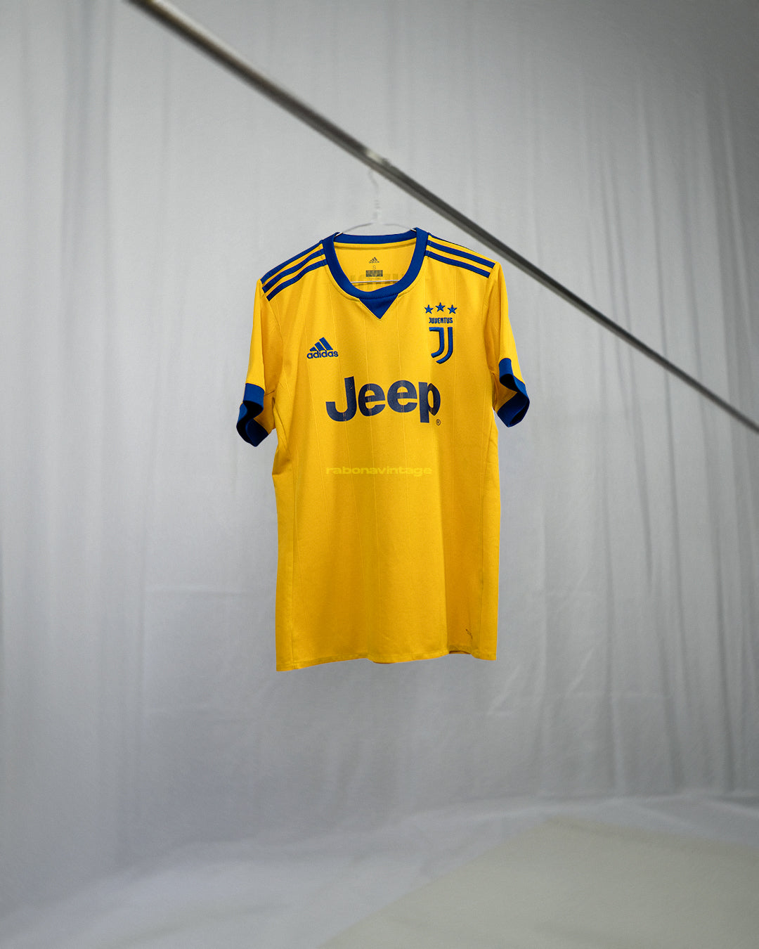 Juventus 2017/18 Dybala Away Shirt (S)