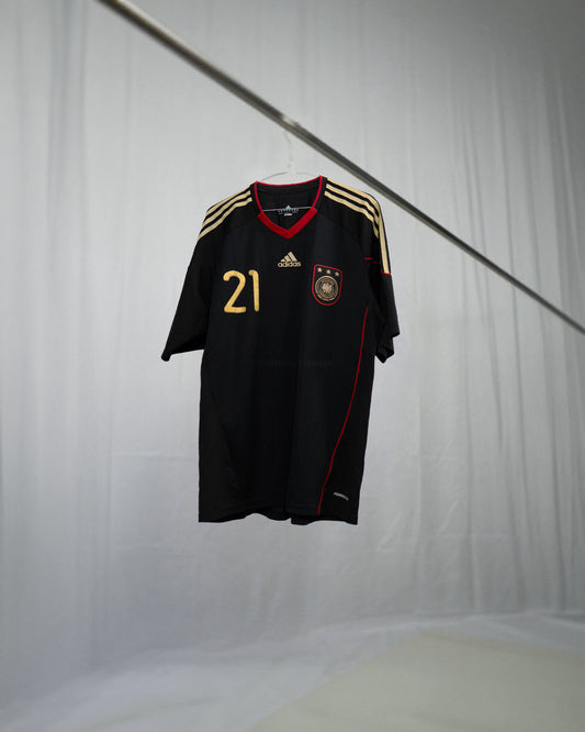 Germany 2010 #21 Player Issue Away Shirt (XL)