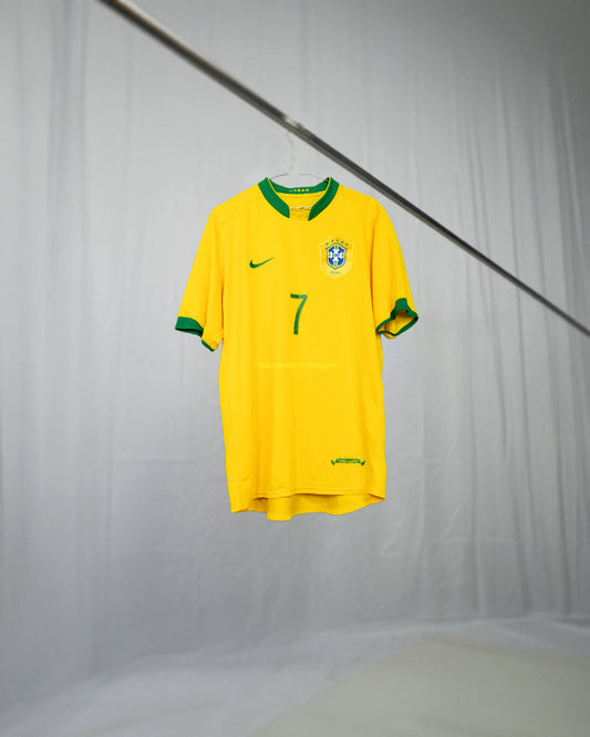 Brazil 2006 Adriano #7 Home Shirt (L)