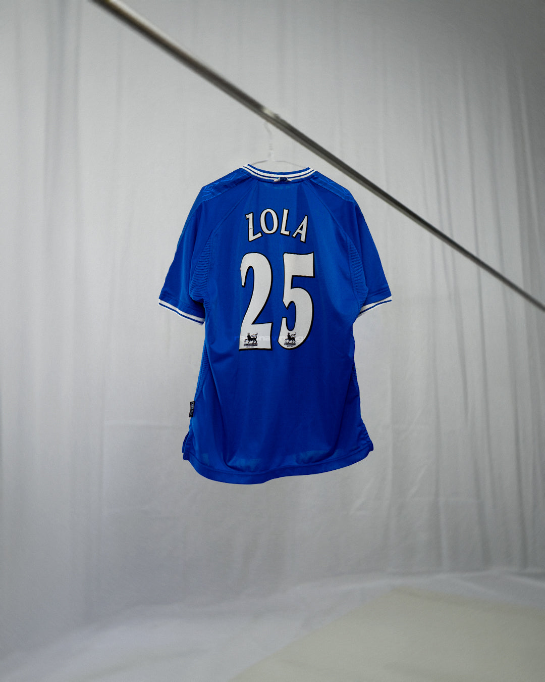 Chelsea 1999/00 Zola Home Shirt (XL)