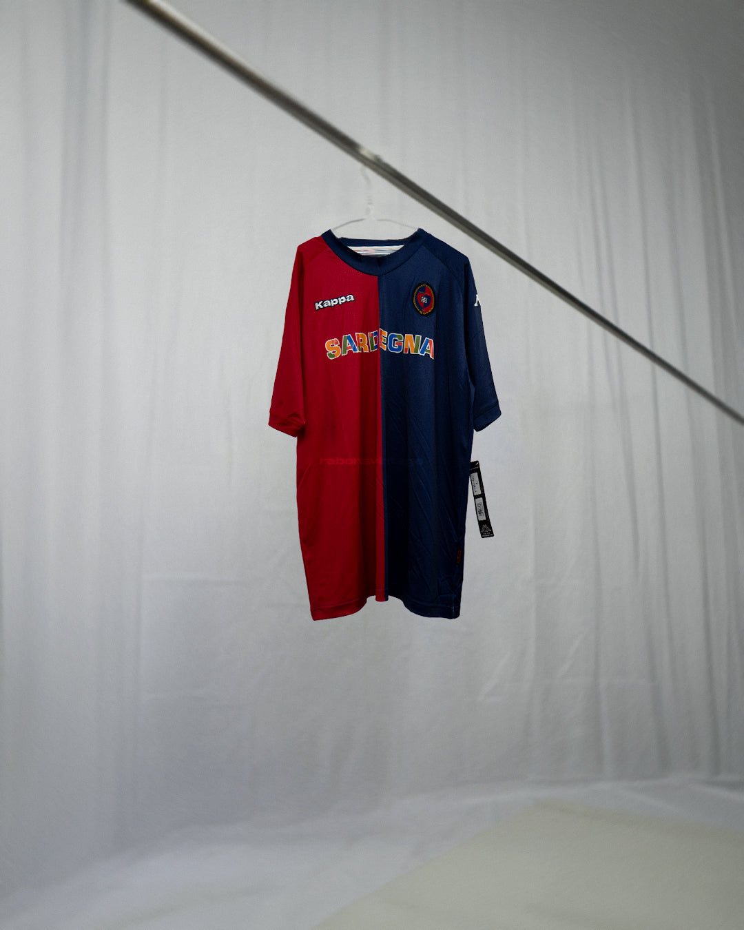 Cagliari 2011/12 Nainggolan Home Shirt (XL)