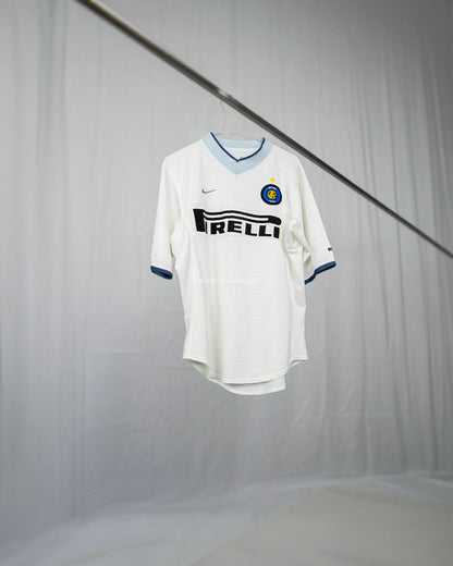 Inter 2000/01 Away Shirt (M)