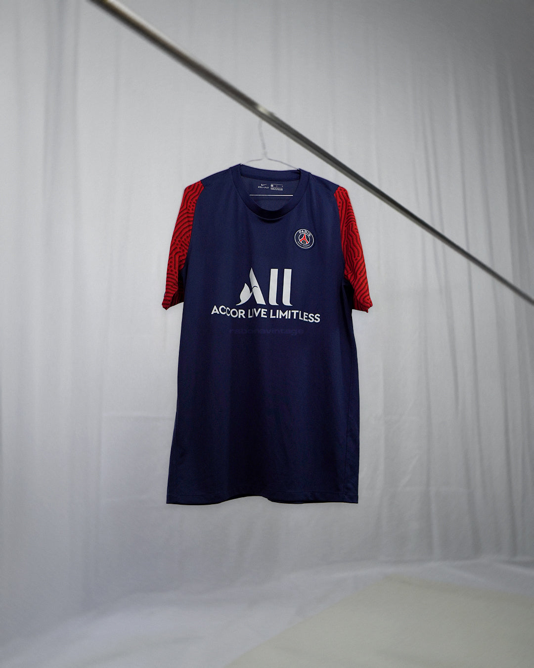 PSG 2021 Training Shirt (L)