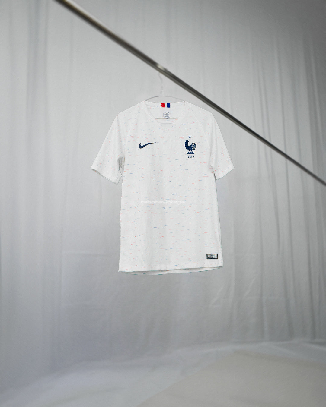 France 2018 Away Shirt (S)