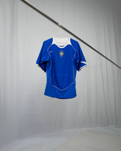 Brazil 2004 Away Shirt (M)