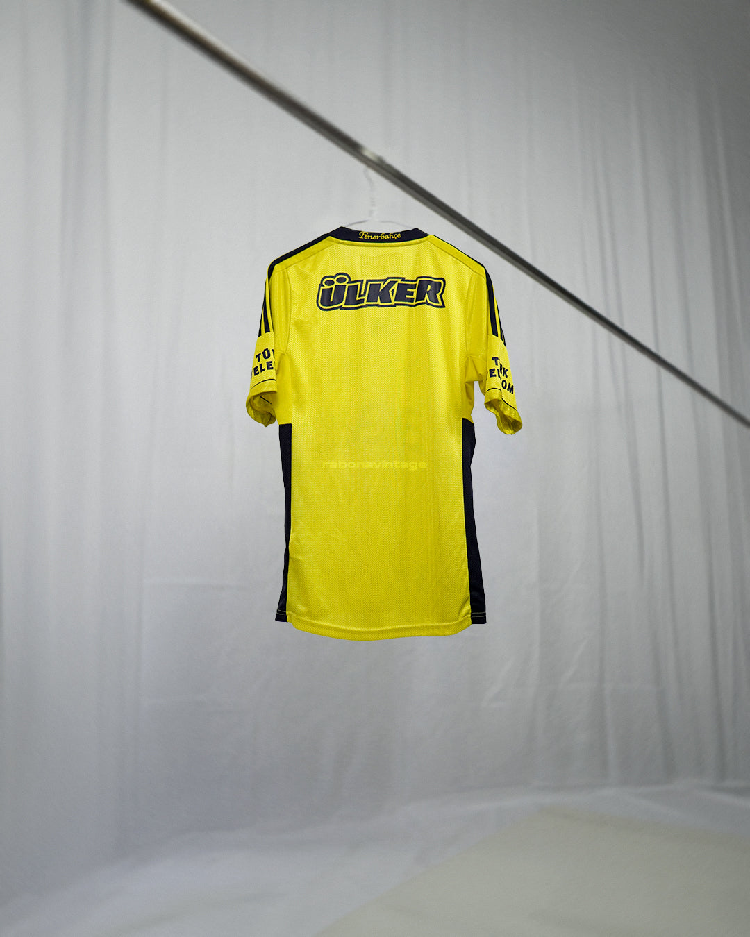 Fenerbahce 2011/12 Fourth Shirt (S)